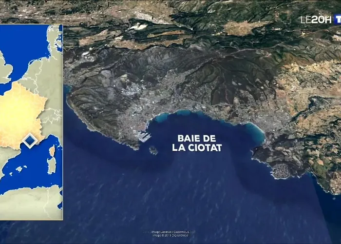 Rooftop, Vue Mer D'exception, Immense Terrasse * La Ciotat